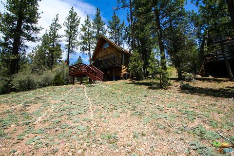 137 Winding Ln, Big Bear City, CA 92314 photo 17