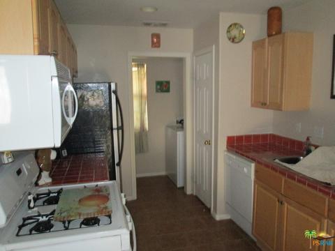 74698 Serrano Dr, Twentynine Palms, CA 92277 photo 6
