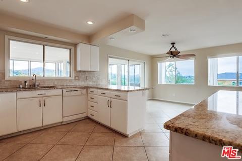 3310 Ryan Dr, Escondido, CA 92025 photo 13