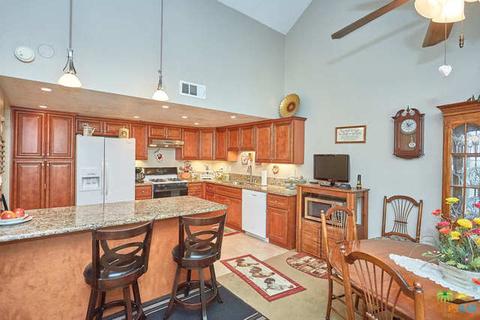 409 E Woodcroft Ave, Glendora, CA 91740 photo 15