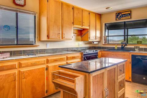 49038 Vista Dr, Morongo Valley, CA 92256 photo 10