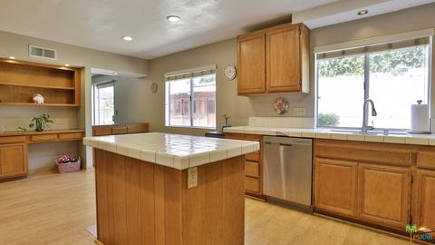 1291 Hibiscus St, Upland, CA 91784 photo 2
