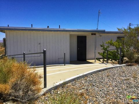 2021 Inca, Yucca Valley, CA 92284 photo 2
