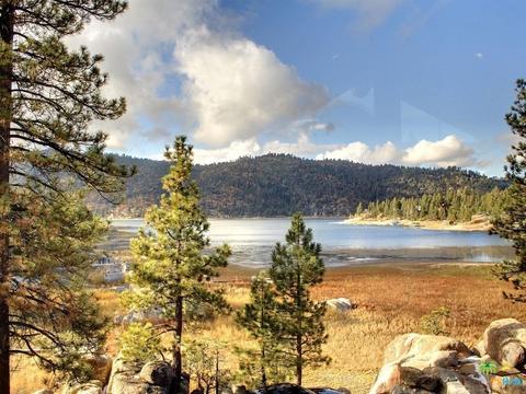 811 Penninsula Ln, Big Bear Lake, CA 92315 photo 3
