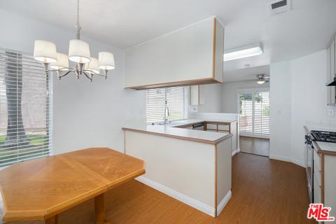 180 Racquet Club Dr, Compton, CA 90220 photo 8