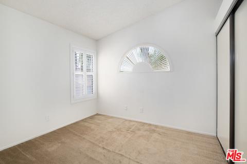 180 Racquet Club Dr, Compton, CA 90220 photo 12