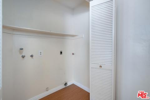 180 Racquet Club Dr, Compton, CA 90220 photo 10