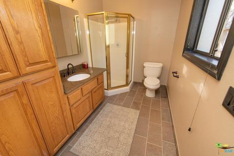 667 Holmes, Sugarloaf, CA 92386 photo 18