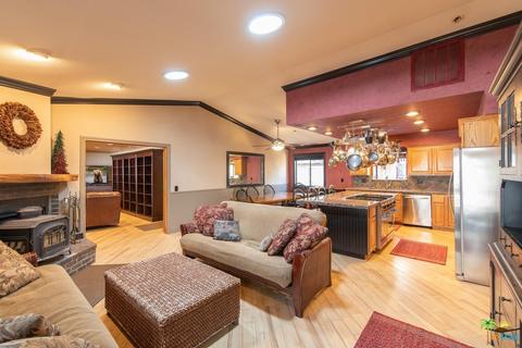 667 Holmes, Sugarloaf, CA 92386 photo 1