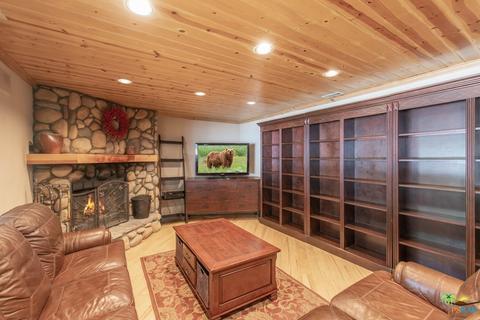 667 Holmes, Sugarloaf, CA 92386 photo 11