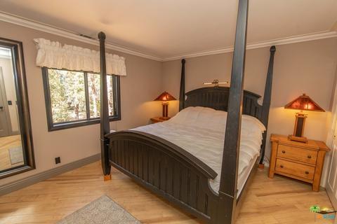 667 Holmes, Sugarloaf, CA 92386 photo 16