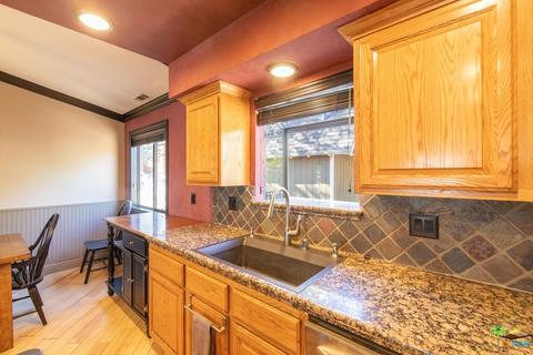 667 Holmes, Sugarloaf, CA 92386 photo 14