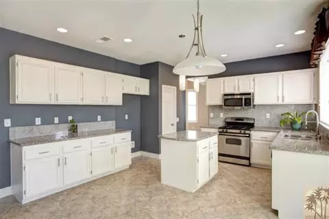 45065 Karie Way, Temecula, CA 92592 photo 7