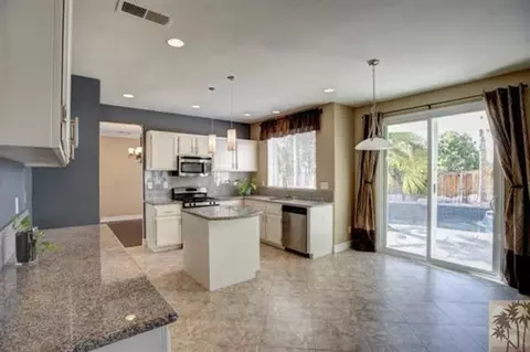 45065 Karie Way, Temecula, CA 92592 photo 9