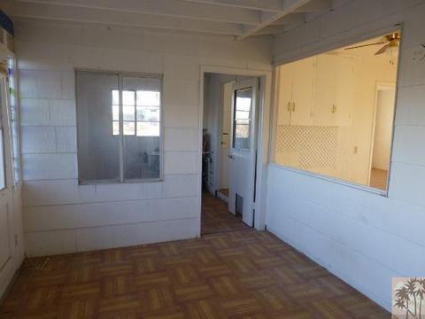 1845 Cambria Ave, Landers, CA 92285 photo 7