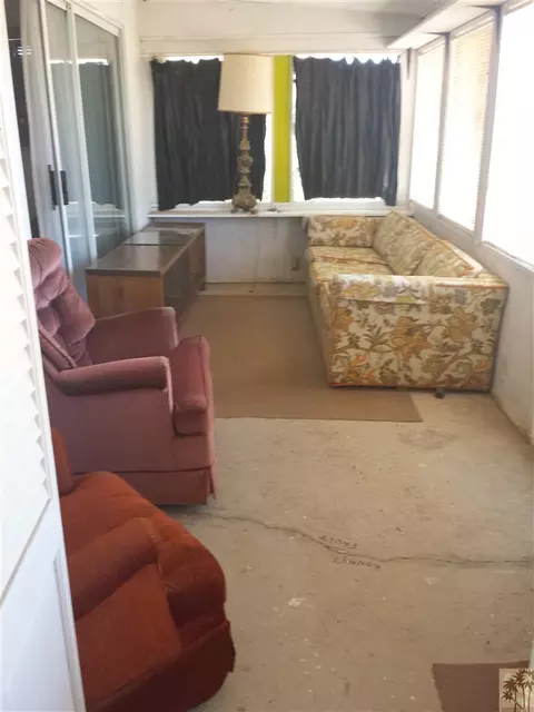 56877 Cone Blvd, Landers, CA 92285 photo 2
