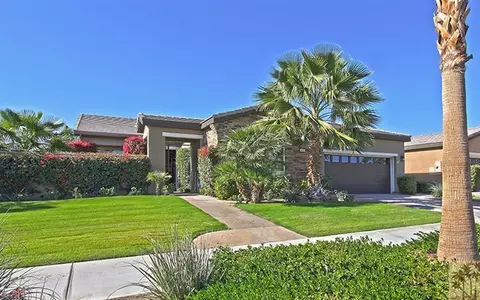 60697 Juniper Ln, La Quinta, CA 92253 photo 2