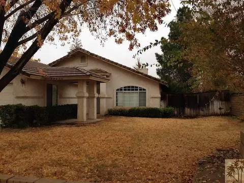 44800 13th St E, Lancaster, CA 93535 photo 1