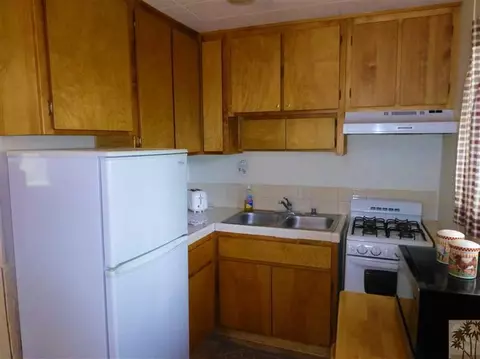 585 Lucerne Dr, Big Bear Lake, CA 92315 photo 8