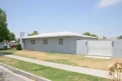 43208 Smoke Tree St, Indio, CA 92201 photo 3