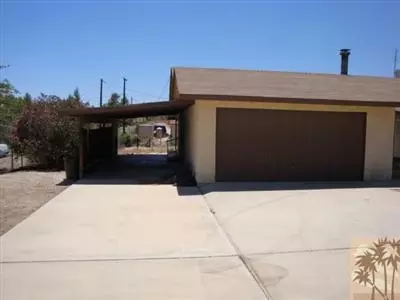 49187 Tamarisk Dr, Morongo Valley, CA 92256 photo 2