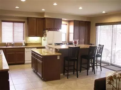 41214 Rochester Ct, Indio, CA 92203 photo 2