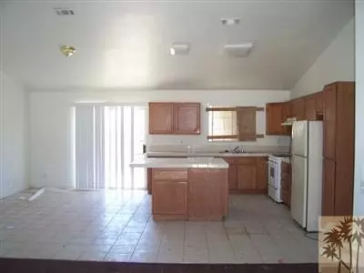 14598 Manzanillo St, Cabazon, CA 92230 photo 2