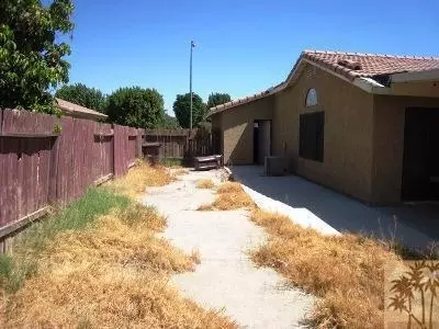 45215 Elm St, Indio, CA 92201 photo 10