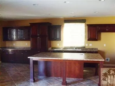 84324 Canzone Dr, Indio, CA 92203 photo 2