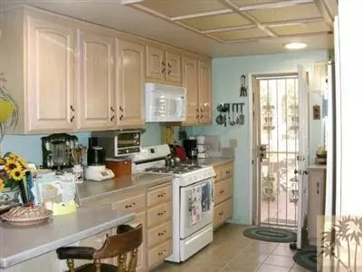 82190 Bergman Dr, Indio, CA 92201 photo 4