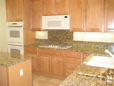 40069 Corte Los Orlanos, Indio, CA 92203 photo 2