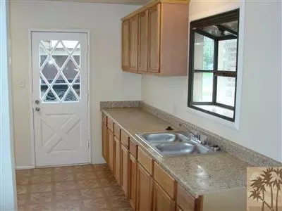 45240 Rubidoux St, Indio, CA 92201 photo 5