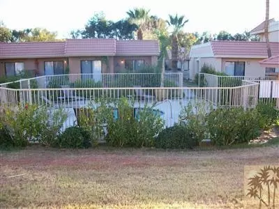 40887 Whirling Wind Dr, Palm Desert, CA 92211 photo 4