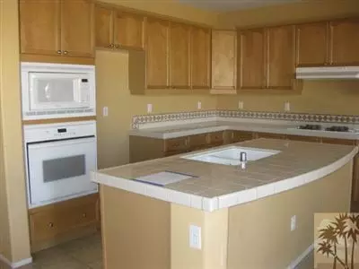 82966 Vincent Dr, Indio, CA 92203 photo 2