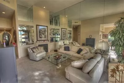 80351 Oaktree, La Quinta, CA 92253 photo 2