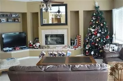 48609 Cascade St, Indio, CA 92201 photo 2