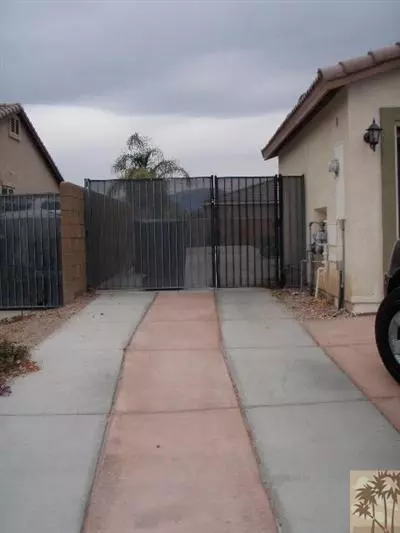 41185 Mackenzie Ln, Indio, CA 92203 photo 8