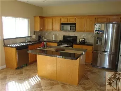 83058 Greenbrier Dr, Indio, CA 92203 photo 4