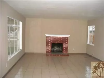 43658 Oasis St, Indio, CA 92201 photo 2