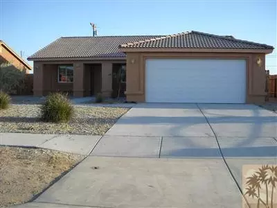 1247 Malat, Thermal, CA 92274 photo 3