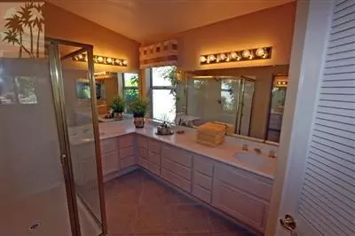 50 Sutton Pl E, Palm Desert, CA 92211 photo 14