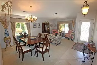50 Sutton Pl E, Palm Desert, CA 92211 photo 5