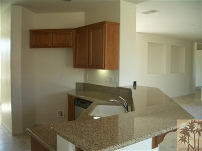 42183 Olympus Dr, Indio, CA 92203 photo 4
