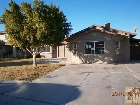 304 Tangerine Dr, El Centro, CA 92243 photo 1