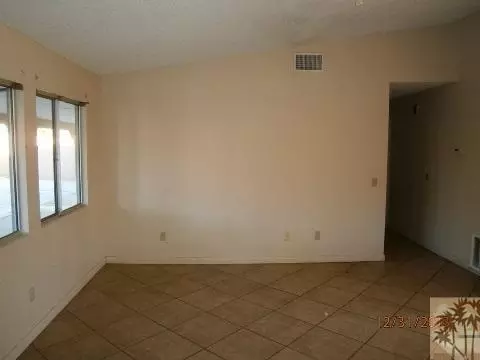 304 Tangerine Dr, El Centro, CA 92243 photo 3