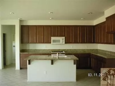 82642 Madrone Dr, Indio, CA 92203 photo 3