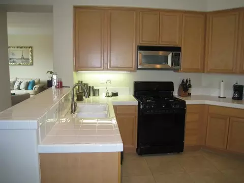 37827 Guildford St, Indio, CA 92203 photo 6