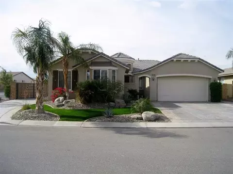 37827 Guildford St, Indio, CA 92203 photo 1