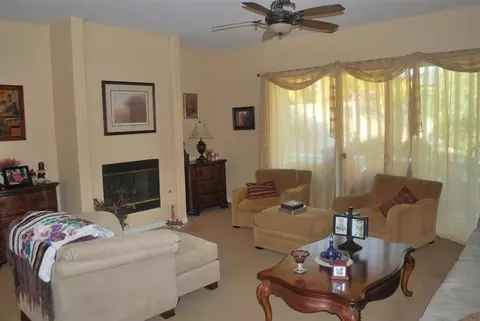 6 Queens Ct, Rancho Mirage, CA 92270 photo 3