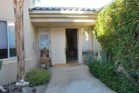 6 Queens Ct, Rancho Mirage, CA 92270 photo 2